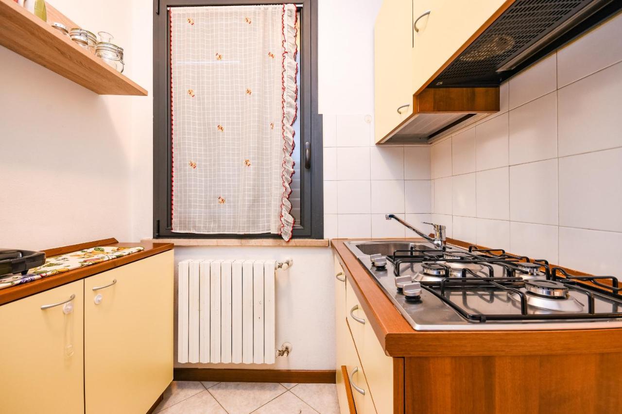 Desenzanoloft Yellow Apartment Дезенцано-дель-Гарда Екстер'єр фото